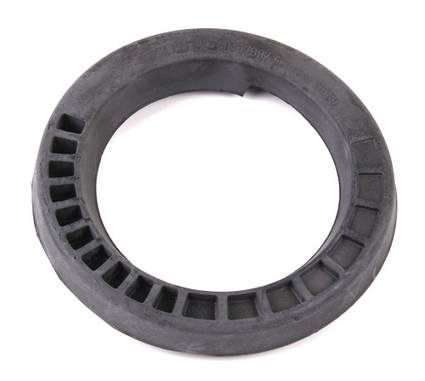 Volvo Spacer Upper 1387907